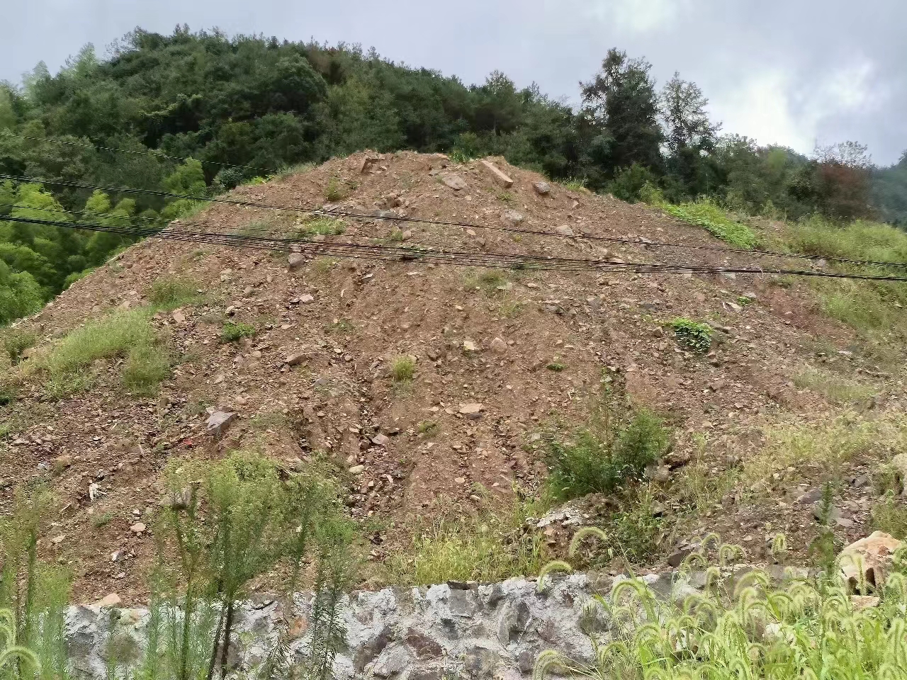 磐安县云山至方田公路云山至后力段改建工程第二标段剩余渣石（土石混合堆方）